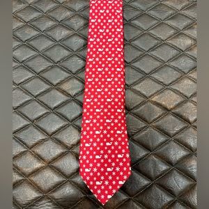 Vineyard Vines dress tie